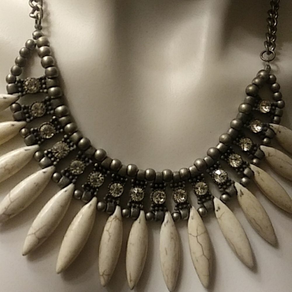 Necklace    - Picture 3 of 8